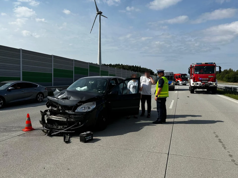 Niebezpiecznie na A1! Trzy kolizje w tym samym czasie - Zdjęcie główne