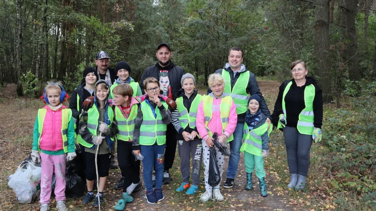 Mieszkańcy gminy Wolbórz wzięli udział w akcji. Wybrali najciekawszy śmieć - Zdjęcie główne