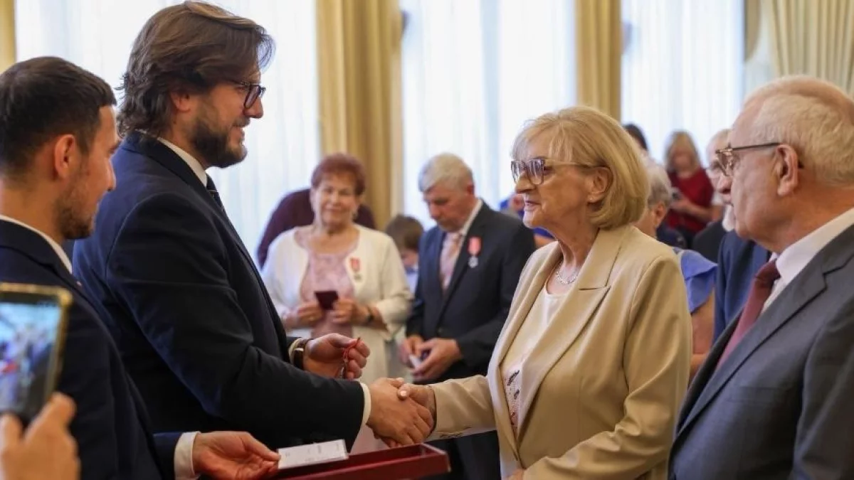 Wielkie święto miłości w naszym mieście. Mieszkańcy odebrali medale [ZDJĘCIA]