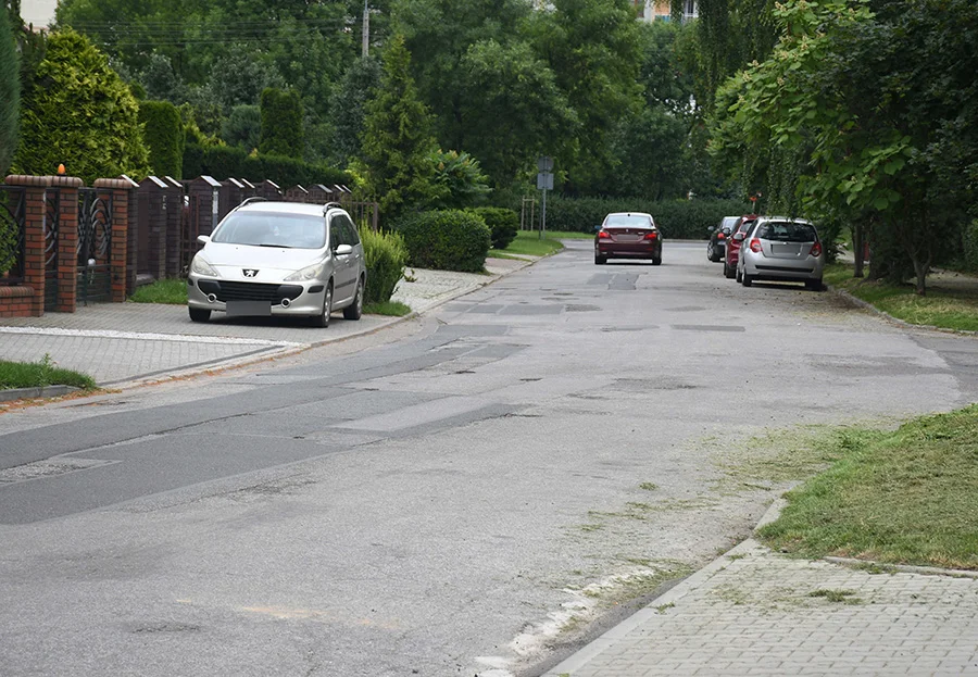 Kolejna piotrkowska ulica do remontu - Zdjęcie główne