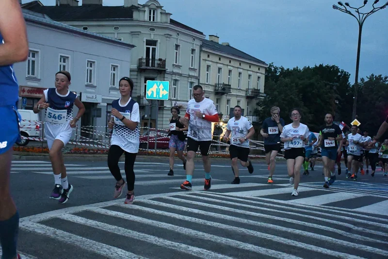 Pobiegną ulicami Piotrkowa. Czy będą utrudnienia w ruchu? - Zdjęcie główne