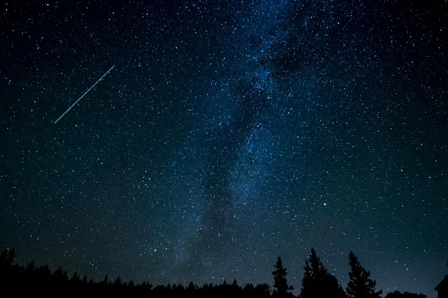 Wkrótce Noc Perseidów. Kiedy zobaczymy „spadające gwiazdy”? - Zdjęcie główne