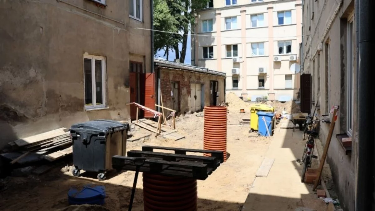 Zmiany w centrum Piotrkowa. Zabytkowa kamienica przejdzie przemianę