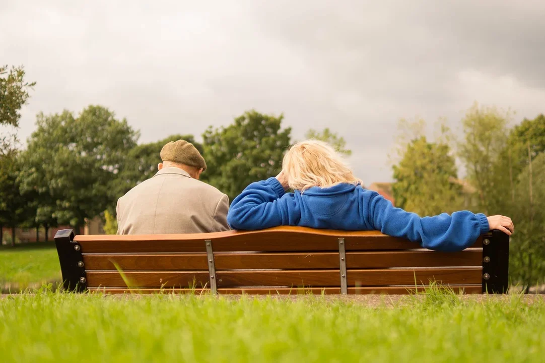 Seniorzy odebrali 14. emeryturę. ZUS zdradził, gdzie wypłacono najwięcej pieniędzy - Zdjęcie główne