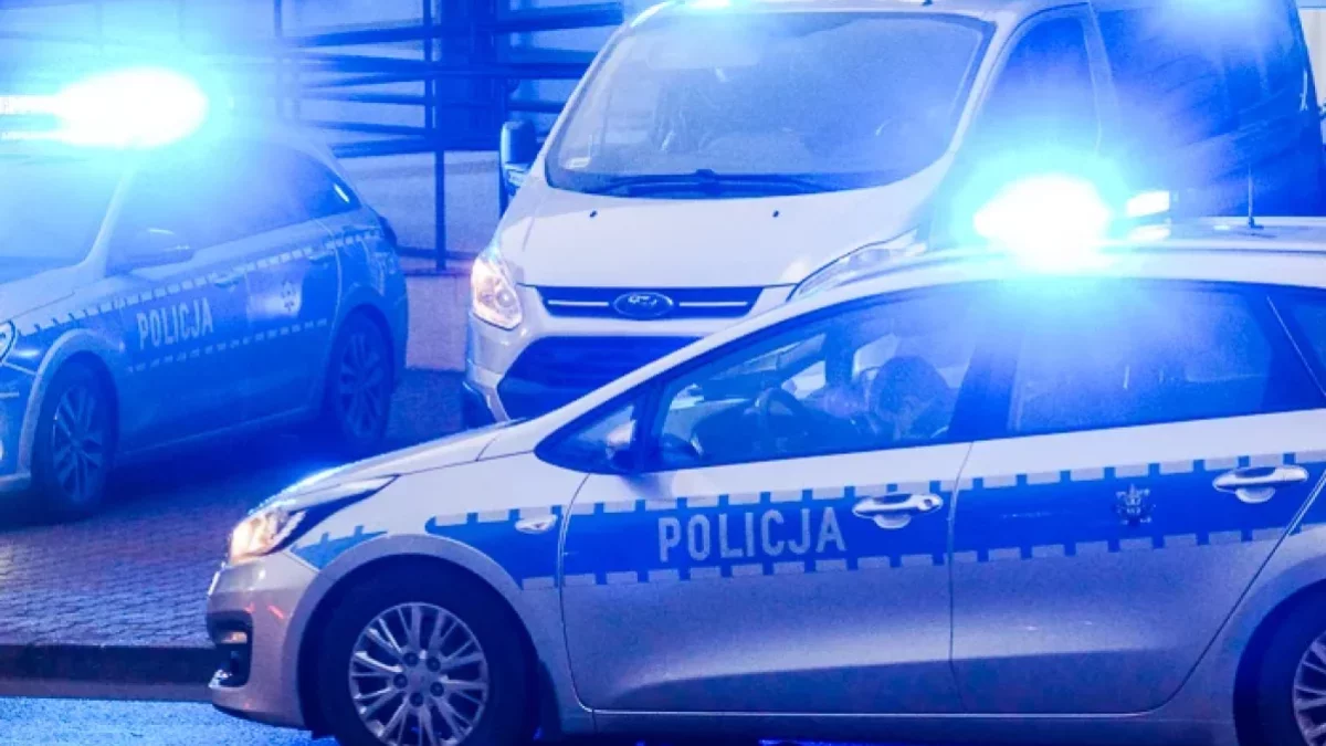 Uczeń dźgnął kolegę w szkole. Piotrkowska policja mówi o groźnym zdarzeniu