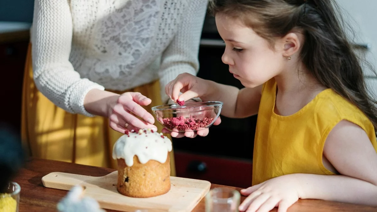 Wielkanocne wypieki last minute. Jak nie zepsuć babki, mazurka i tiramisu?