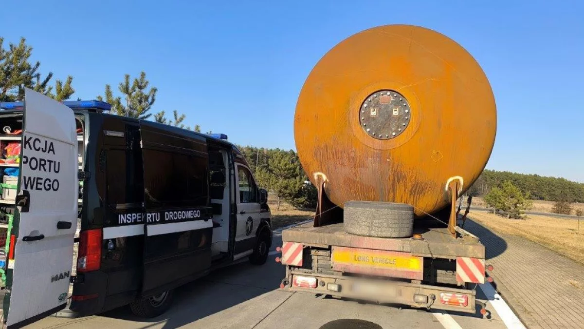 Niebezpieczny transport zatrzymany przez piotrkowskich inspektorów - Zdjęcie główne