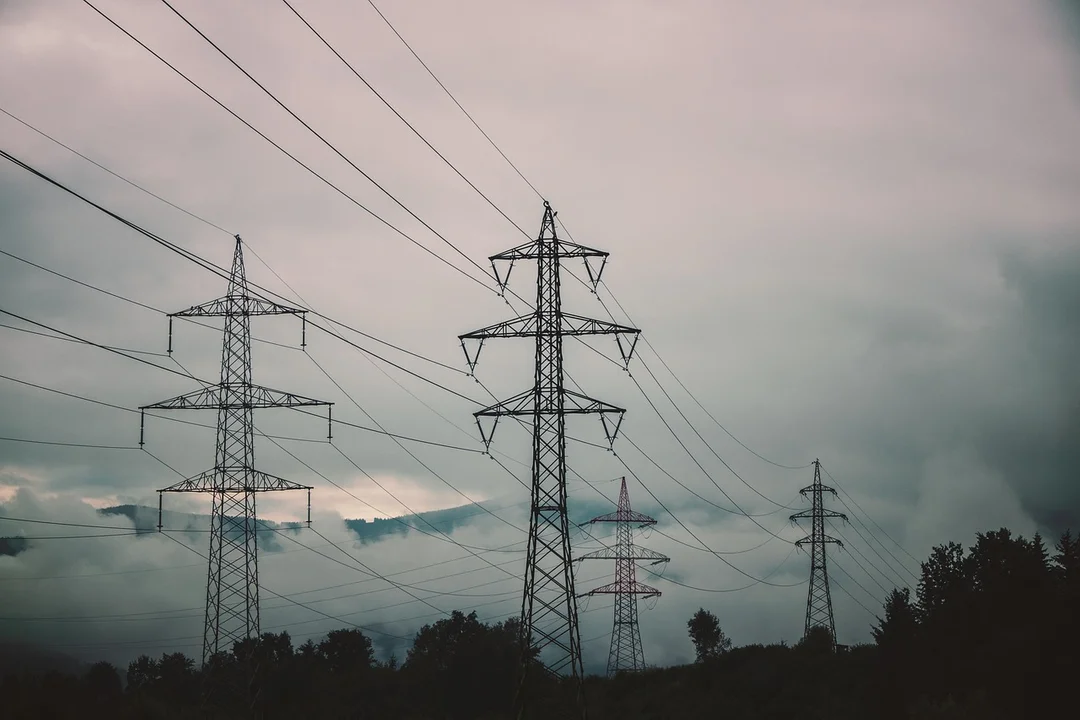 Przerwy w dostawie energii elektrycznej. Sprawdź, gdzie nie będzie prądu - Zdjęcie główne