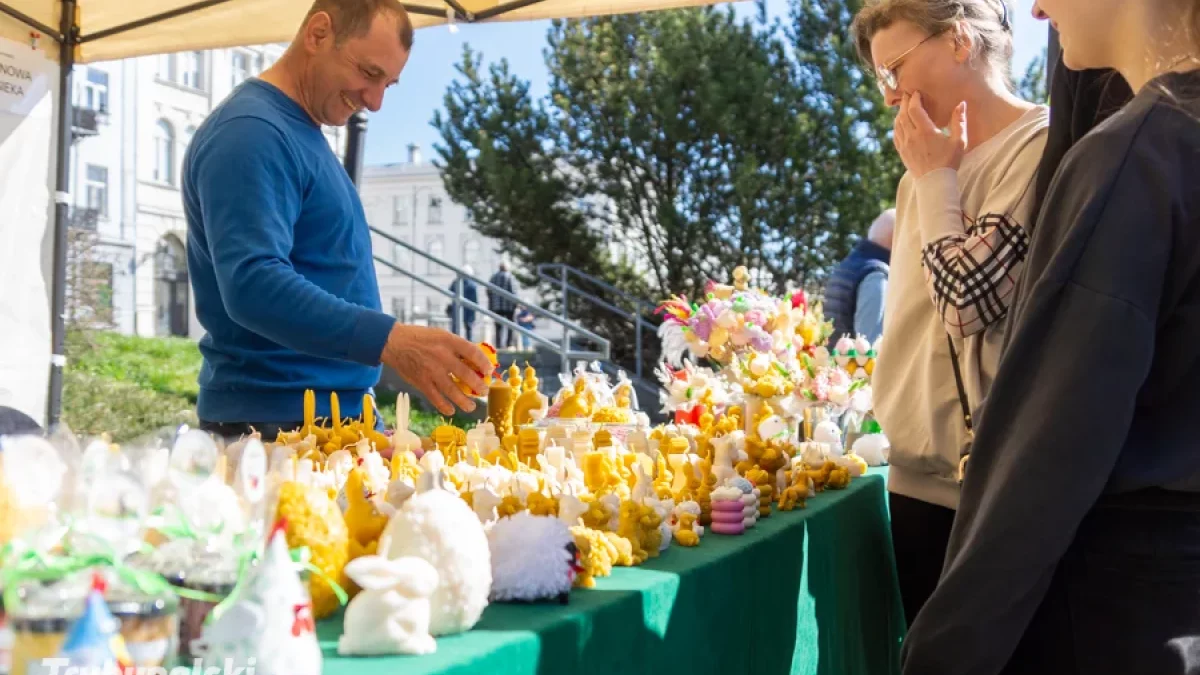 Jarmark Wielkanocny 2026 w Piotrkowie. Stoiska, konkursy i bańkarskie show [PROGRAM]