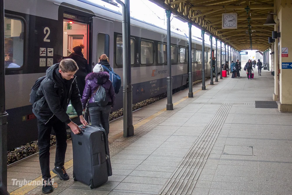 Bezpłatne przejazdy dla uczniów i studentów! Promocja rusza lada dzień - Zdjęcie główne