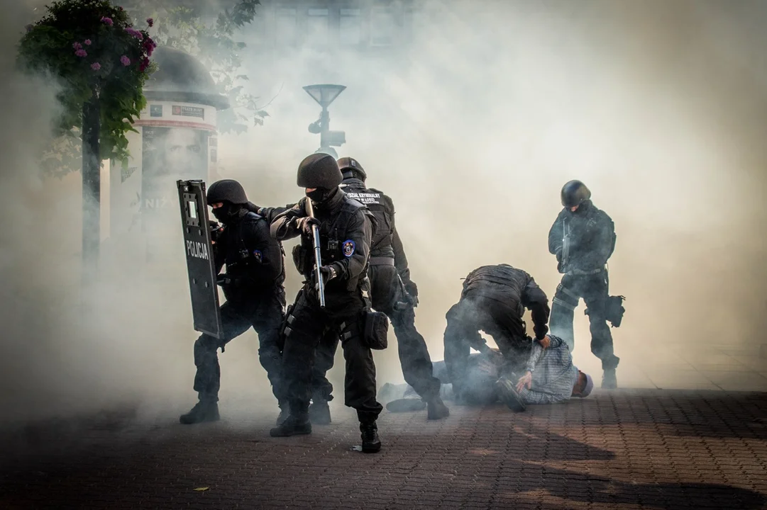 Policja w Piotrkowie ogłasza nabór. Ile można zarobić? - Zdjęcie główne