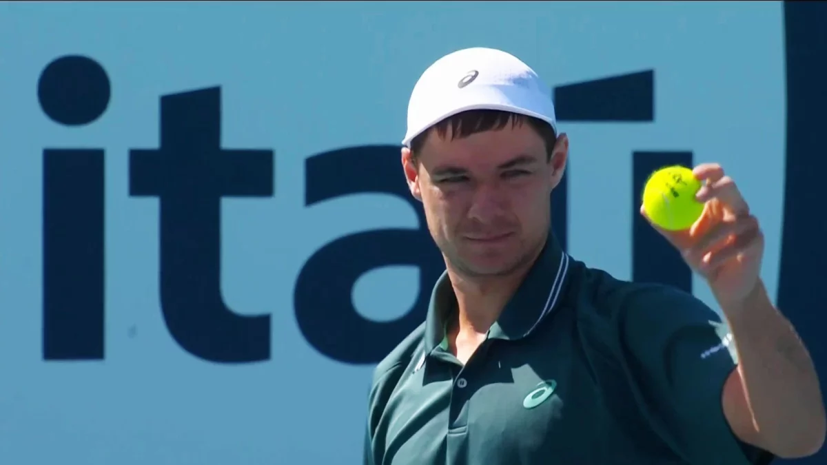 Tenisista z Piotrkowa podbija Miami! Kamil Majchrzak sensacyjnie wyeliminował faworyta gospodarzy