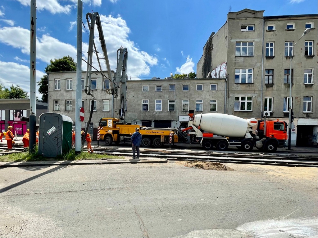 Remont torowiska na ul. Limanowskiego w Łodzi. Prace zakończą się wcześniej, niż zakładano (fot. MPK Łódź) |wiadomości łódzkie | Łódź | TuŁódź