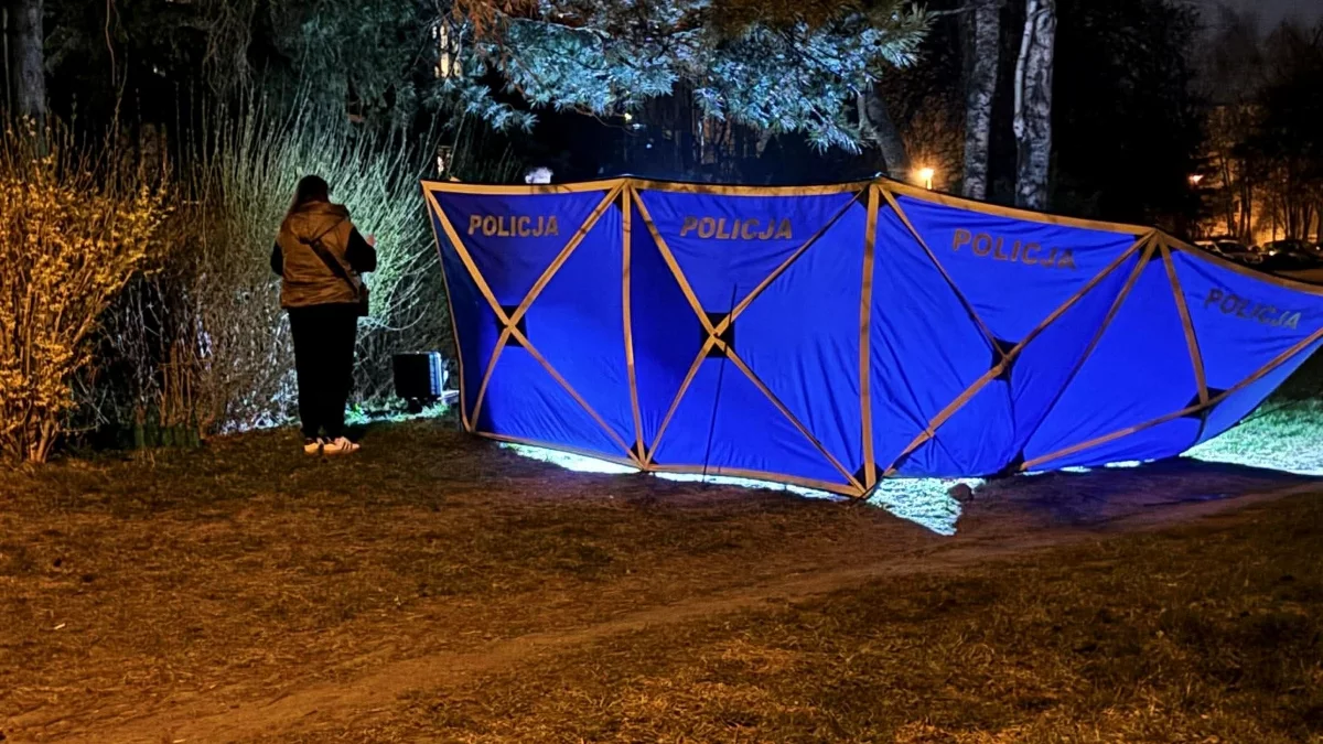 Tragedia na ulicy Armii Krajowej w Łodzi. 45-latek zmarł na środku ulicy