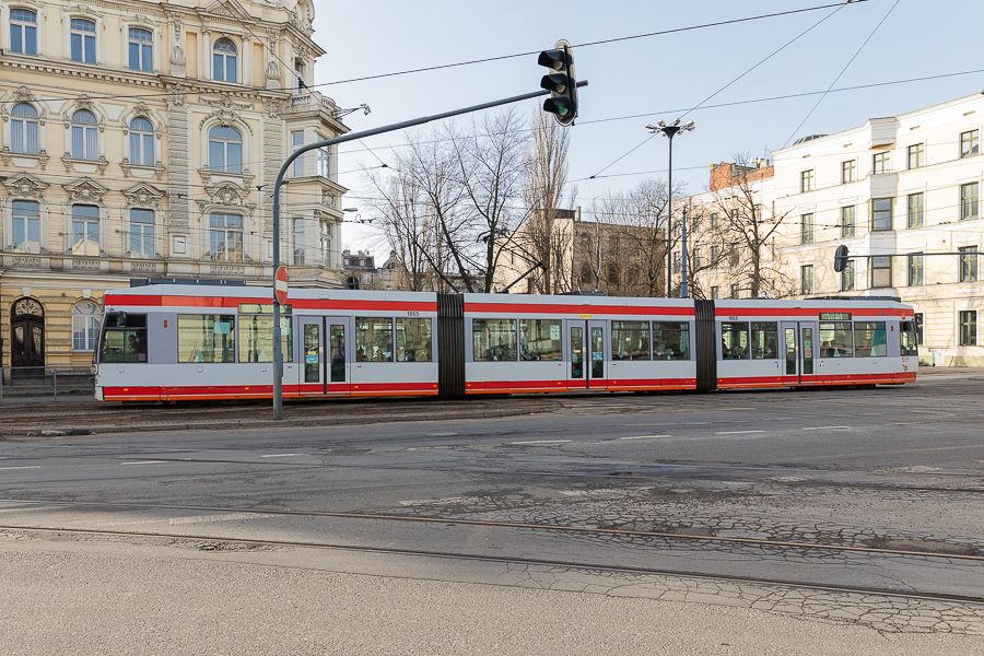 Łódź stoi w korkach. Sprawdź raport drogowy - Zdjęcie główne