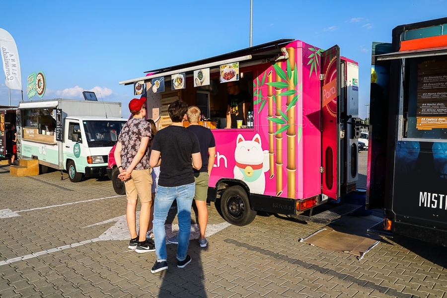 Wielka Szama Łódź. Trwa największy Zlot Foodtrucków w Łodzi. Zobacz! [zdjęcia] - Zdjęcie główne