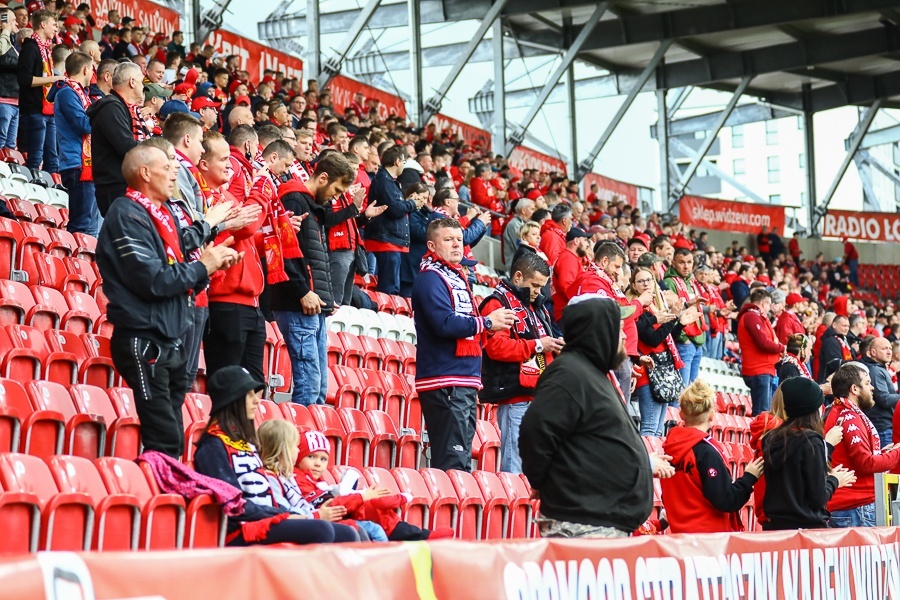 Widzew Łódź zdążył już ugościć swoich fanów. Jak wyglądał pierwszy mecz z udziałem publiczności w tym roku? (Fot. Michał Pietrzak/TuŁódź.pl)