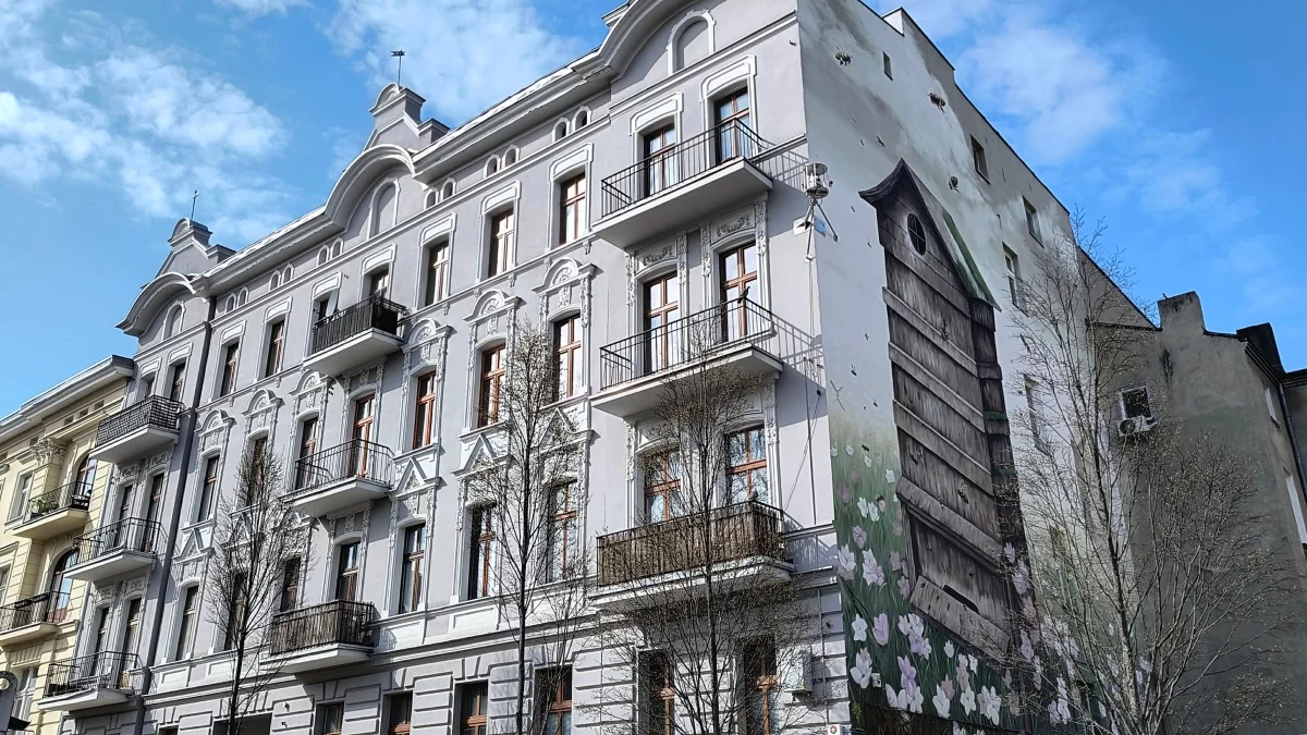 Zrewitalizowane kamienice do rozbiórki? Prezes PKP PLK mówi jasno