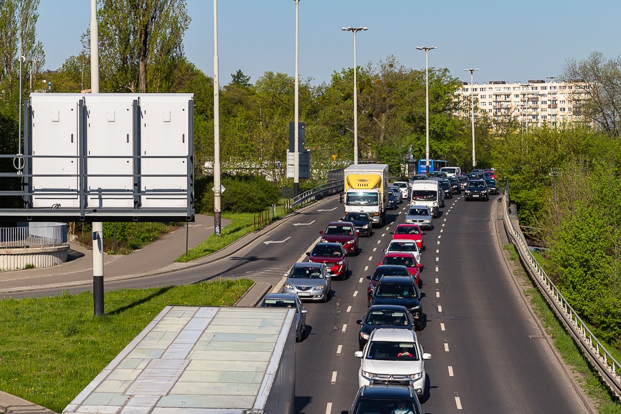 Korki Łódź. Sprawdź, co dzieje się na łódzkich drogach [24.05.2021] - Zdjęcie główne