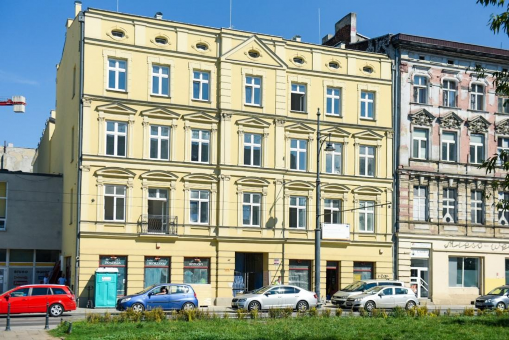 Odnowiona kolejna kamienica w śródmieściu – dobiega końca remont przy ul. Narutowicza 12 [ZOBACZ] (fot. mat. prasowe)|Wiadomości łódzkie|Łódź|TuŁódź