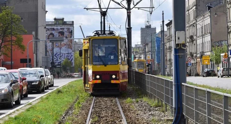 Na Zachodniej stanęły tramwaje MPK. W jednym z nich zasłabł pasażer - Zdjęcie główne