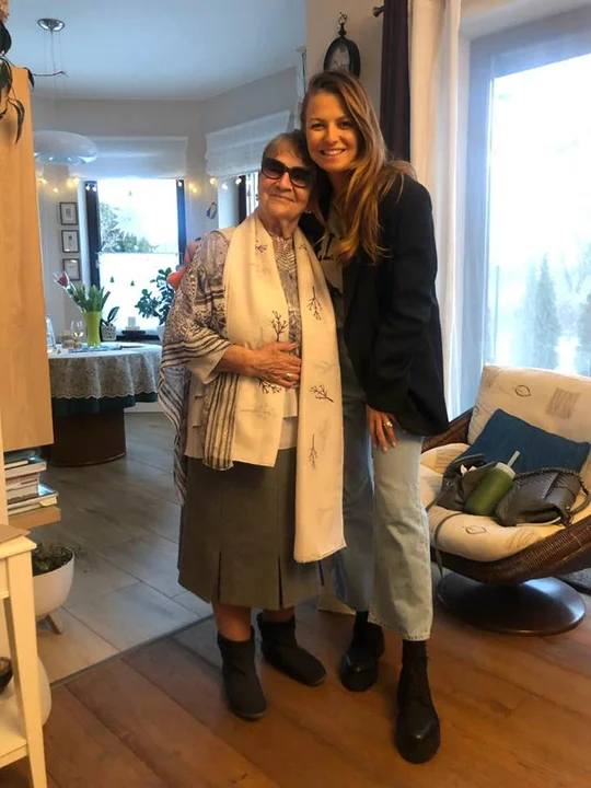 Anna Lewandowska wspomina zmarłą babcię. Zamieściła wzruszający wpis na swoim Instagramie.