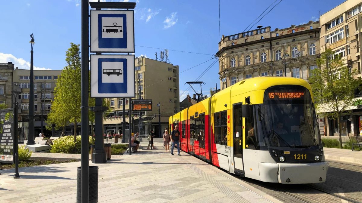 Plac Wolności bez tramwajów i autobusów MPK Łódź. Konieczny jest II etap prac gwarancyjnych - Zdjęcie główne