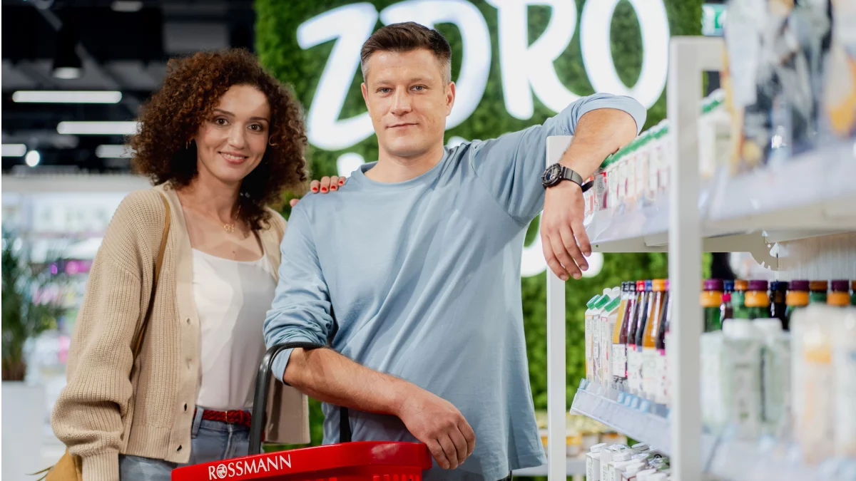 Coraz więcej Polaków kupuje z aplikacją Rossmann PL - Zdjęcie główne