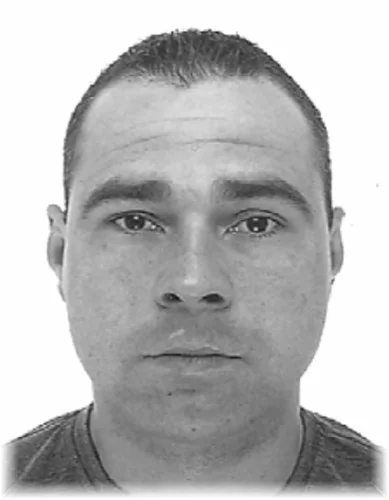 PODŁASZCZYK MICHAŁ, urodzony 29.03.1984. Podstawy poszukiwań: Art. 148 § 1 Zabójstwo - typ podstawowy. Poszukiwany przez KPP Wydział Kryminalny, Ul. Dolna 2, 08-500 Ryki, telefon: 47 812 8210, email: dyżurni.kppryki@lu.policja.gov.pl .