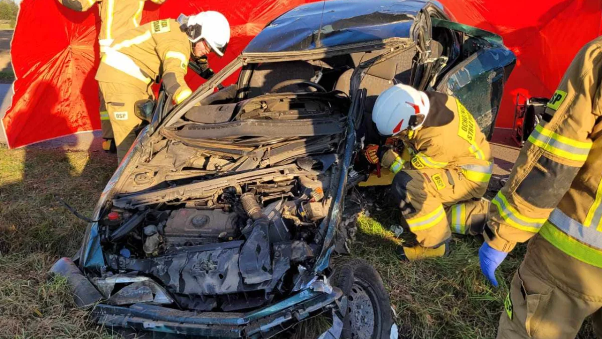 Mercedesem wymusiła pierwszeństwo. Nie żyje młoda kobieta - Zdjęcie główne