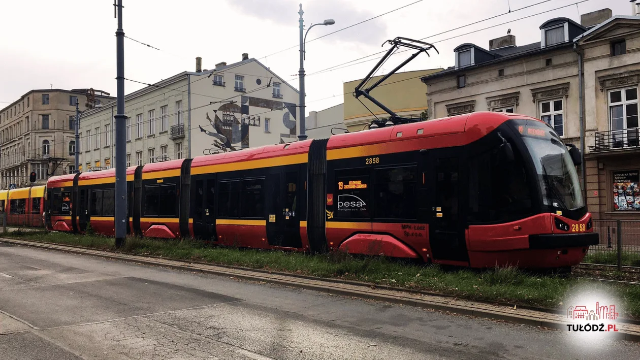 Jeden z łódzkich tramwajów przeszedł gruntowną modernizację. Tramwaj PESA Tramicus jak nowy [ZDJĘCIE] - Zdjęcie główne