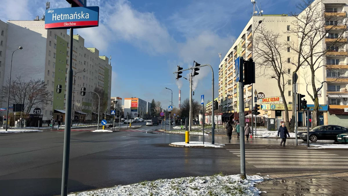 Awarie sygnalizacji świetlnej na tym skrzyżowaniu to jakaś plaga. Wiemy, co się działo - Zdjęcie główne