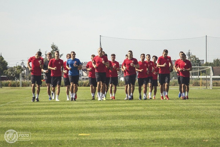 Odchudzanie kadry Widzewa trwa. Kolejni piłkarze ze zgodą na testy w innych klubach - Zdjęcie główne