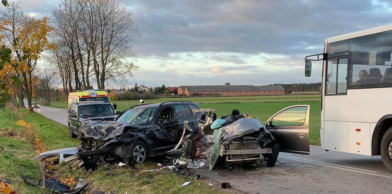 Śmiertelny wypadek w Wodzinie Majorackim. 20-latek zginął na miejscu [zdjęcia] - Zdjęcie główne