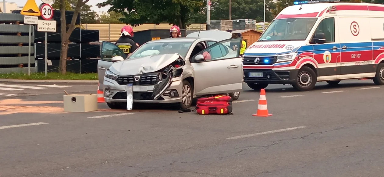 Wypadek na ul. Wróblewskiego w Łodzi [foto] - Zdjęcie główne