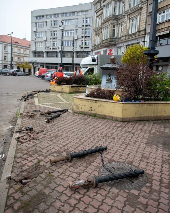 Remont placu Wolności wystartował 25 kwietnia. Inwestycja jest wciąż dyskutowana wśród mieszkańców