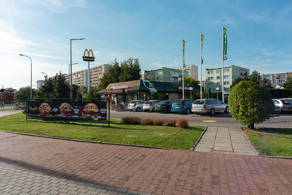 Czy rozpoznajesz te miejsca? McDonald (Wyszyńskiego, Retkińska)