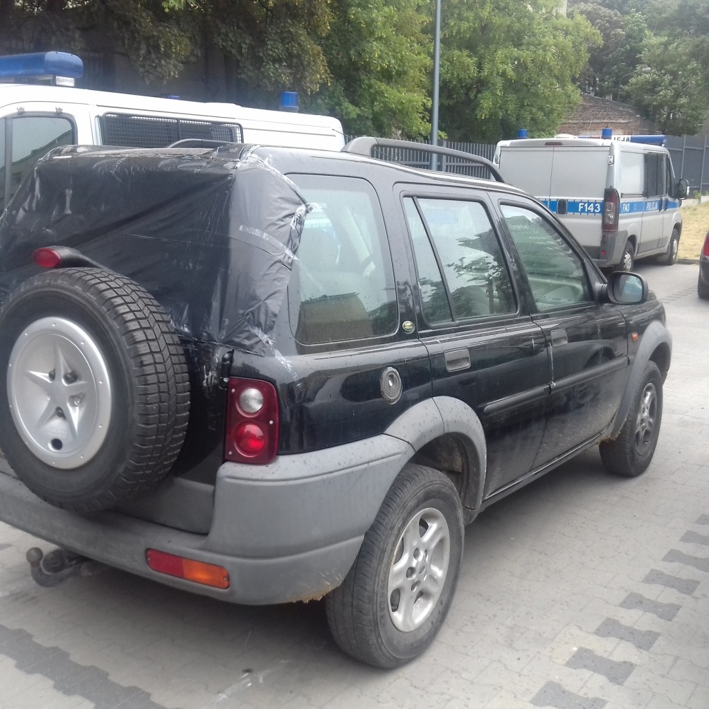 Oszust przywłaszczył sobie auto. Nie nacieszył się nim długo... - Zdjęcie główne