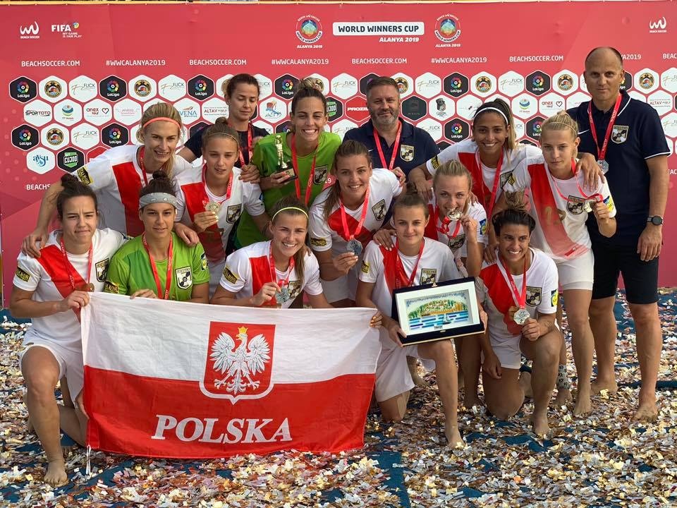 BEACH SOCCER: Piłkarki Lady Grembach wicemistrzyniami świata! - Zdjęcie główne