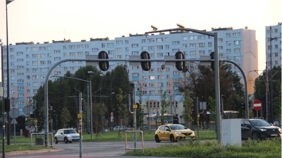 ITD podaje najnowsze statystki. Tak system Red Light w Łodzi "kosi" kierowców. Przeszło 11 tysięcy wykroczeń - Zdjęcie główne