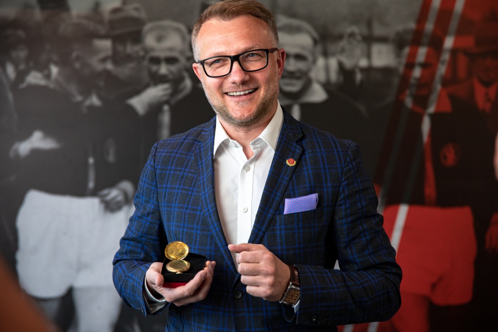 ŁKS Łódź najbliższe spotkanie rozegra na stadionie im. Władysława Króla! Oficjalnie obiekt przy al. Unii Lubelskiej 2 w Łodzi będzie nosił imię legendy łódzkiego klubu (fot. ŁKS Łódź)