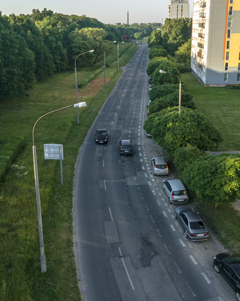 Drogi w Łodzi. Magistrat zapowiedział wymianę asfaltu na drogach w Śródmieściu. Na liście m.in. ul. Sienkiewicza, Narutowicza czy Jaracza - Zdjęcie główne