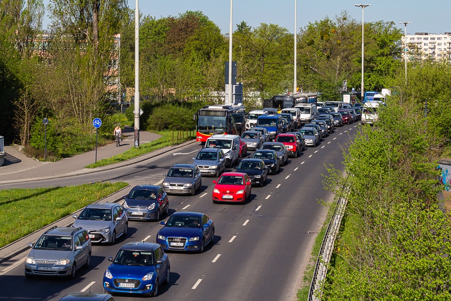 Korki Łódź. Sprawdź, co dzieje się na łódzkich drogach [31.05.2021] - Zdjęcie główne