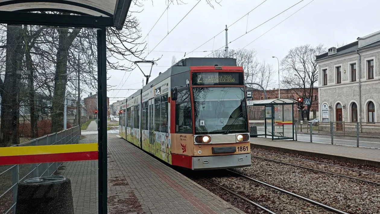 Utrudnienia dla podróżnych MPK Łódź. Kursuje tramwajowa linia zastępcza. Sprawdź, gdzie i jaki ma rozkład jazdy - Zdjęcie główne