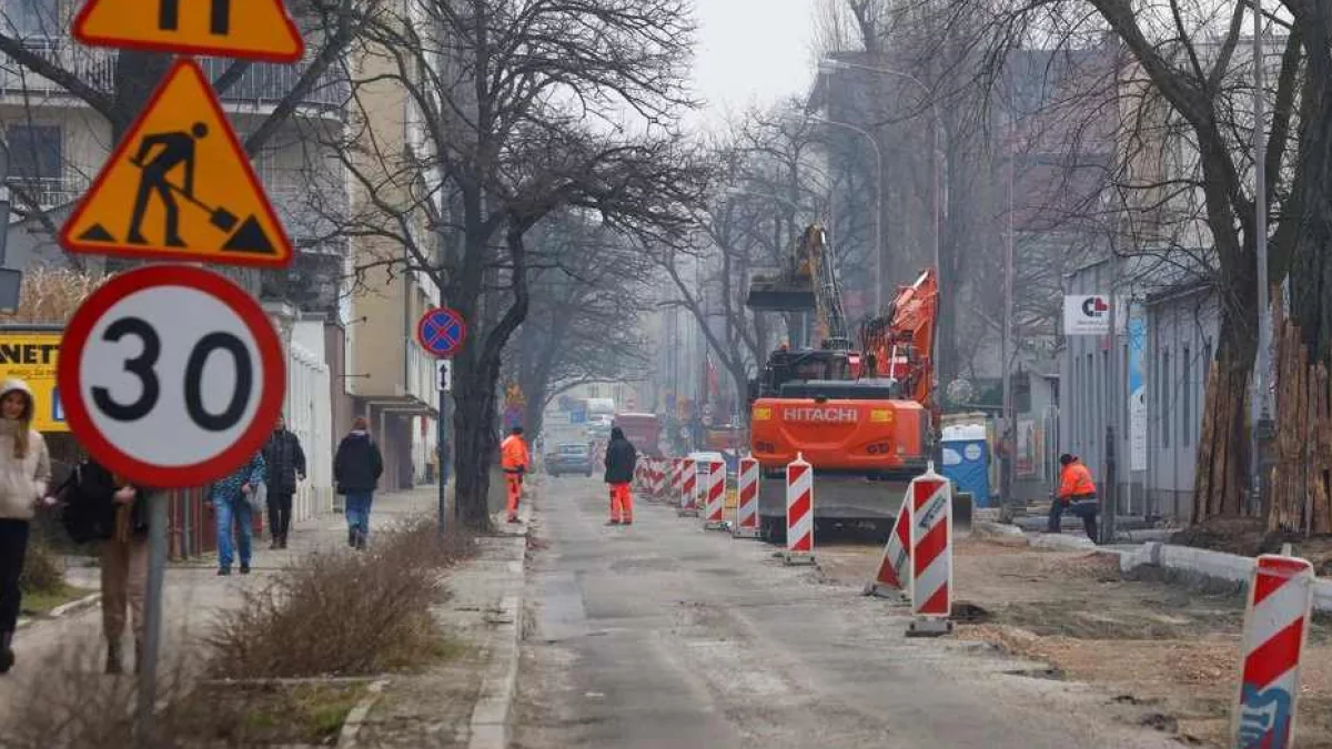 Lista ulic, na których spotkamy aktualnie drogowców. To 18 lokalizacji w całej Łodzi - Zdjęcie główne