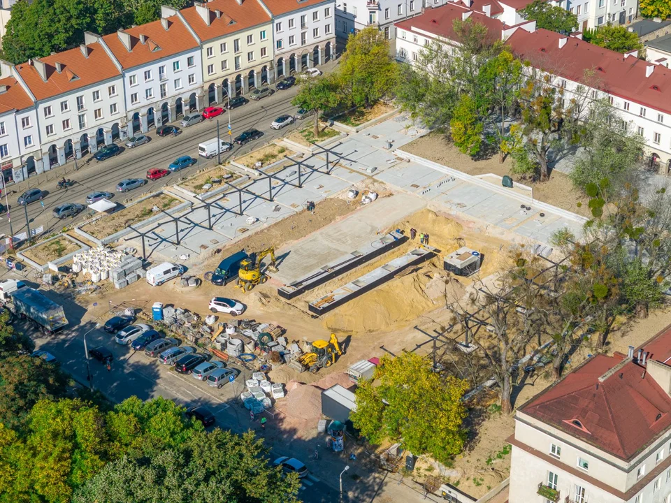 Trwa rewitalizacja Starego Rynku w Łodzi. Jaki jest postęp prac? [zdjęcia] - Zdjęcie główne