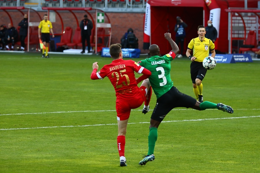 Marek Hanousek (29 l.) / Widzew Łódź / Środkowy pomocnik / Wartość (wg. Transfermarkt): 250 tys. euro / kontrakt do 30.06.2022