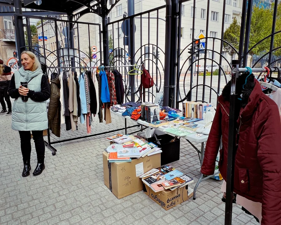 Ruszyły sobotnie kiermasze na Targu Jaracza. Kup, wymień, sprzedaj i oddaj – sprawdź, jak - Zdjęcie główne