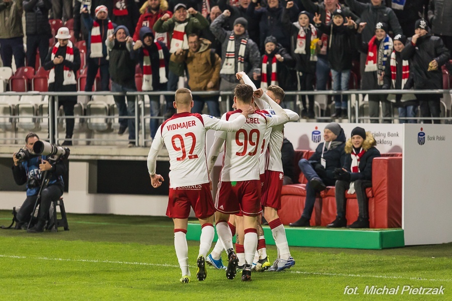 Korona Kielce - ŁKS Łódź (NA ŻYWO/LIVE 9.03.20) - Zdjęcie główne