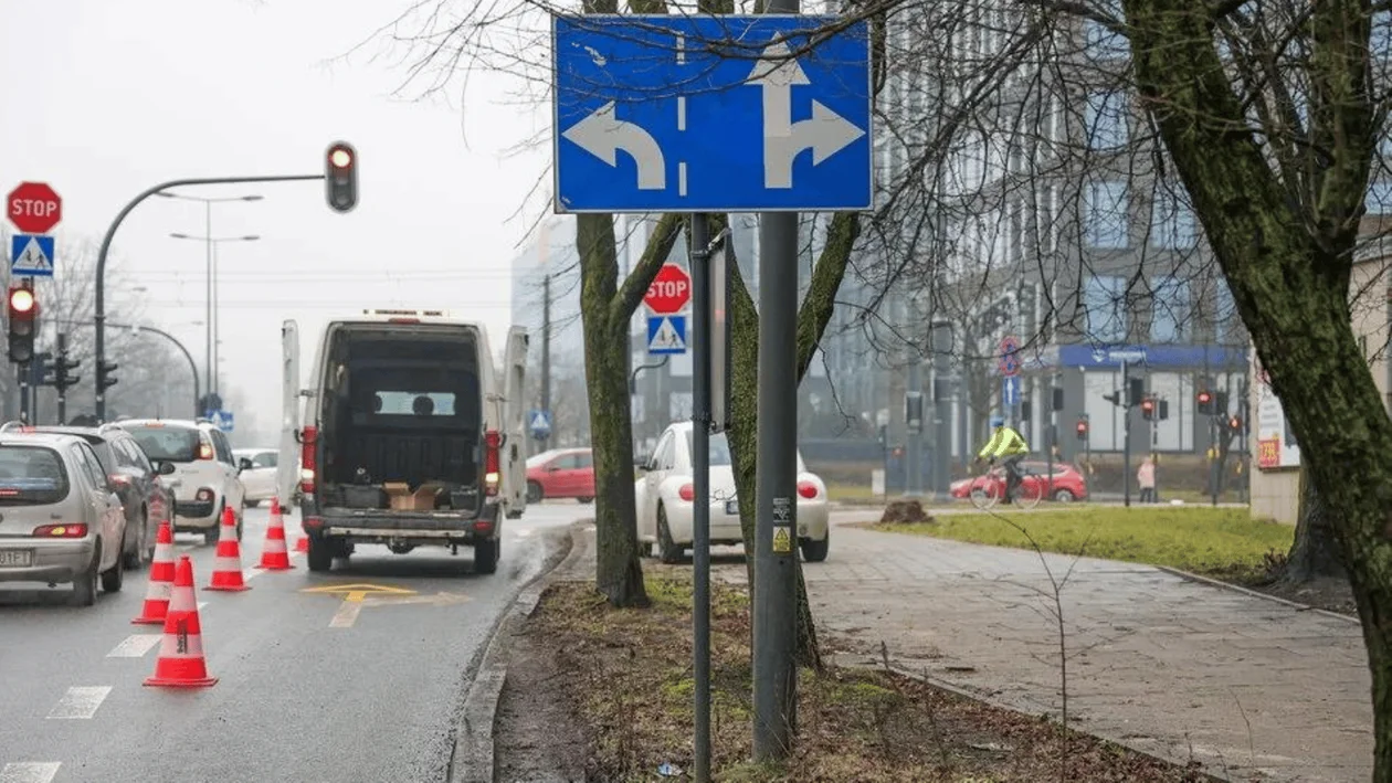 Kierowcy, na tym skrzyżowaniu czeka na was ważna zmiana. Drogowcy już ją wprowadzili - Zdjęcie główne